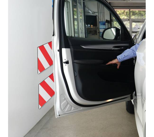 2x savaime priklijuojama garažo sienos apsauga2