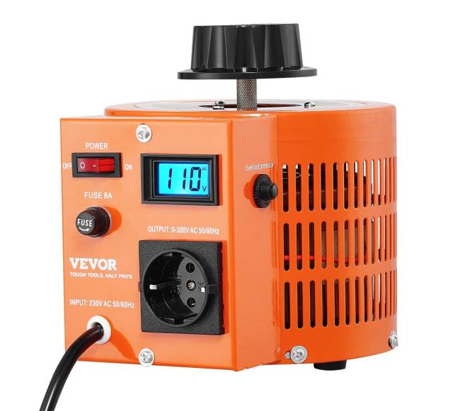 2000VA įtampos transformatorius su LCD reguliatoriumi0