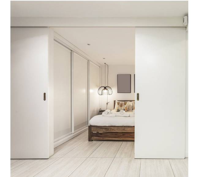 8 pėdų stumdomų durų laikiklio komplektas7