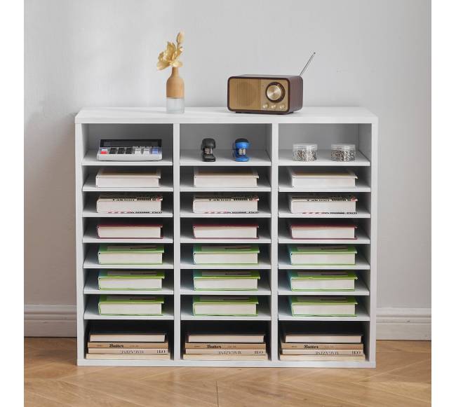 Baltas medinis literatūros organizatorius su 24 skyreliais7