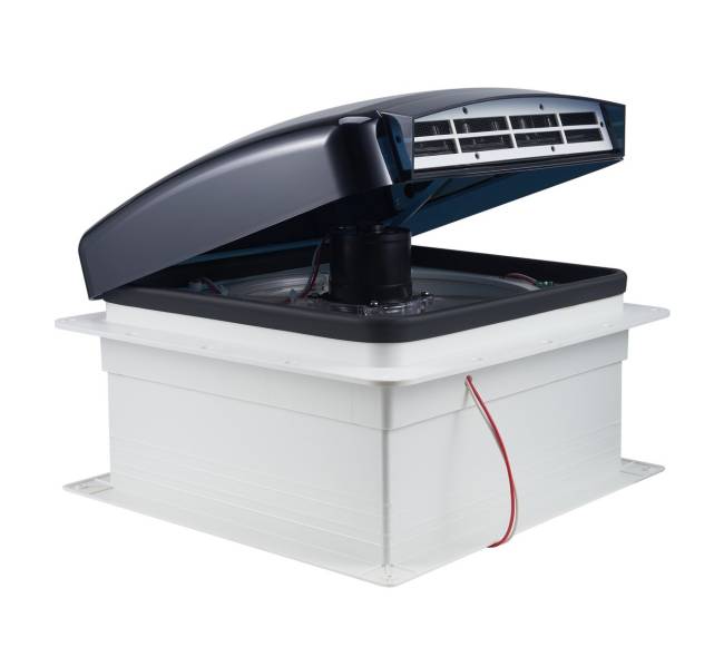 Stogo ventiliatorius kemperiams su lietaus danga8