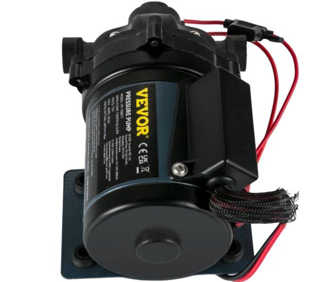 12V vandens siurblys, jachtoms ir RV8