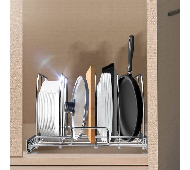 Puodų ir keptuvių laikiklis spintelėje7