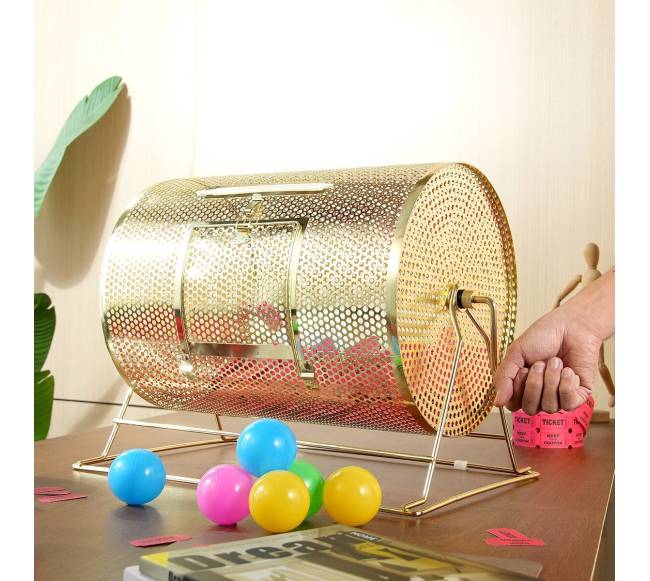 Loterijų būgnas su medine rankena7