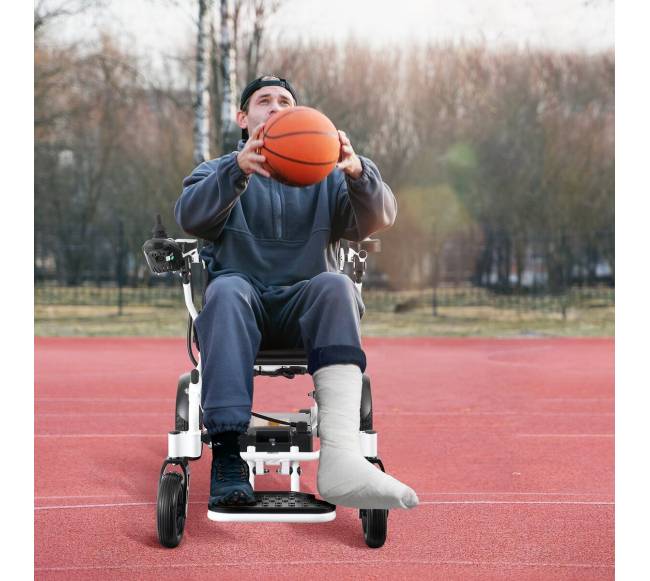 Sulankstomas elektrinis vežimėlis su motoru7