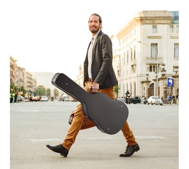 Akustinės gitaros dėklas su spyna7