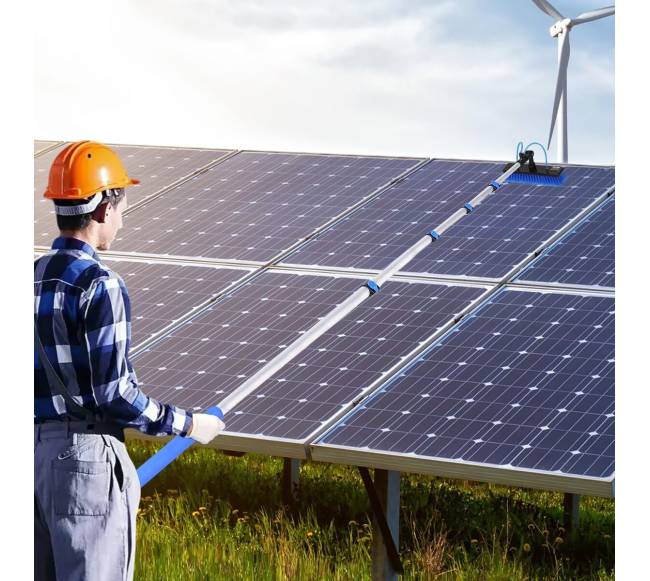 7.3 m teleskopinis saulės baterijų valymo stulpas7