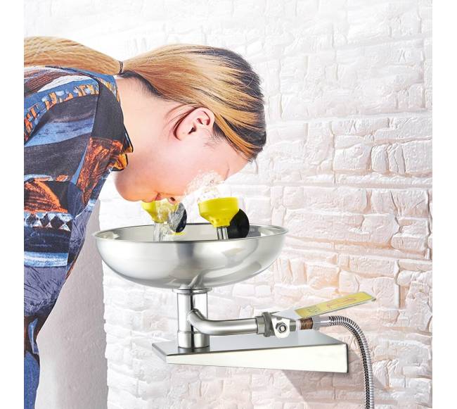 Skubios pagalbos akių plovimo stotis7