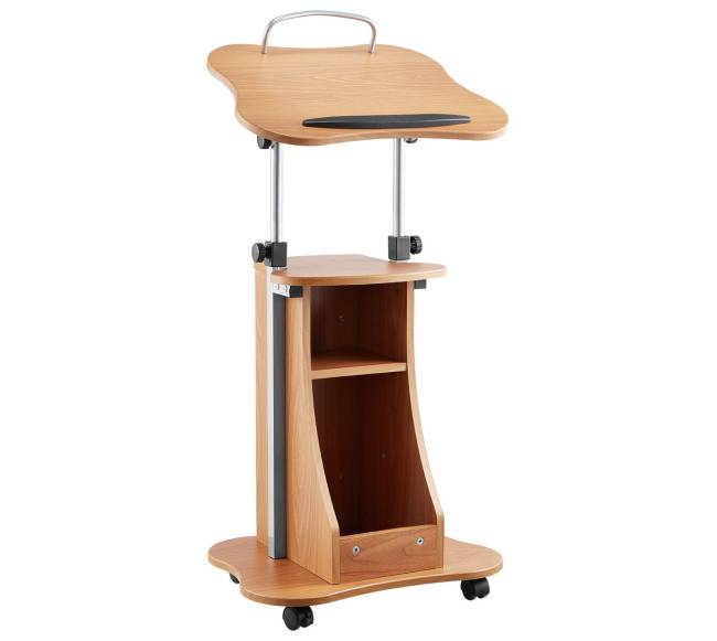 Medinis reguliuojamas podiumas su ratukais0