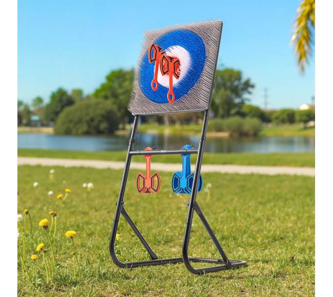 Kirvių mėtymo rinkinys su plastikiniu taikiniu7