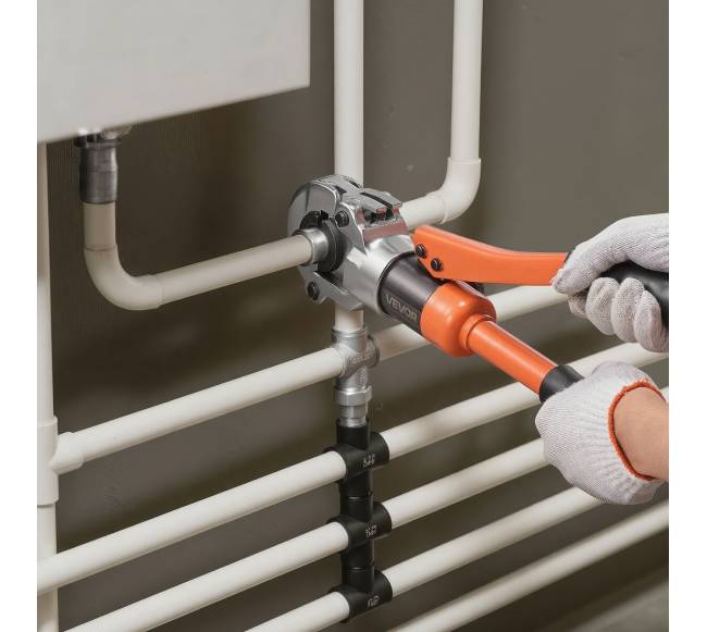 Hidraulinis vamzdžių presas su keičiamais žandikauliais7