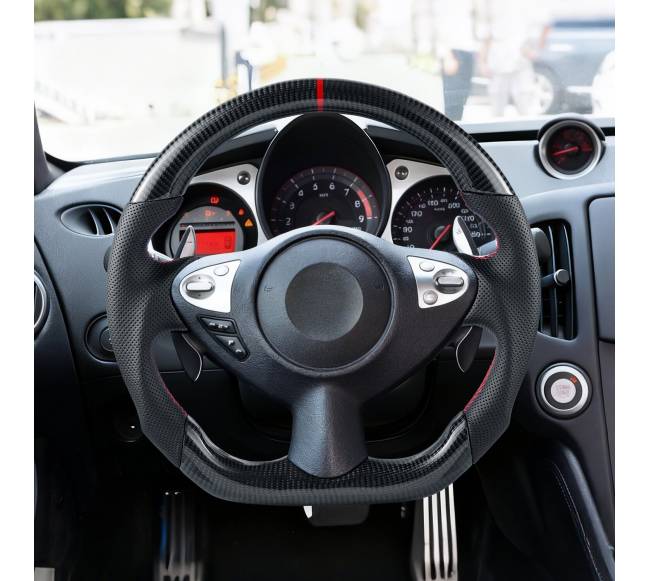 Nissan 370Z anglies pluošto vairas7