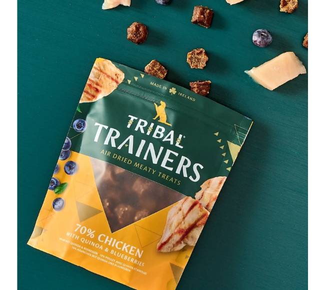 Vištienos ir mėlynių skanėstai dresūrai šunims – Chicken - Blueberry Trainers, 80 g – Trib1
