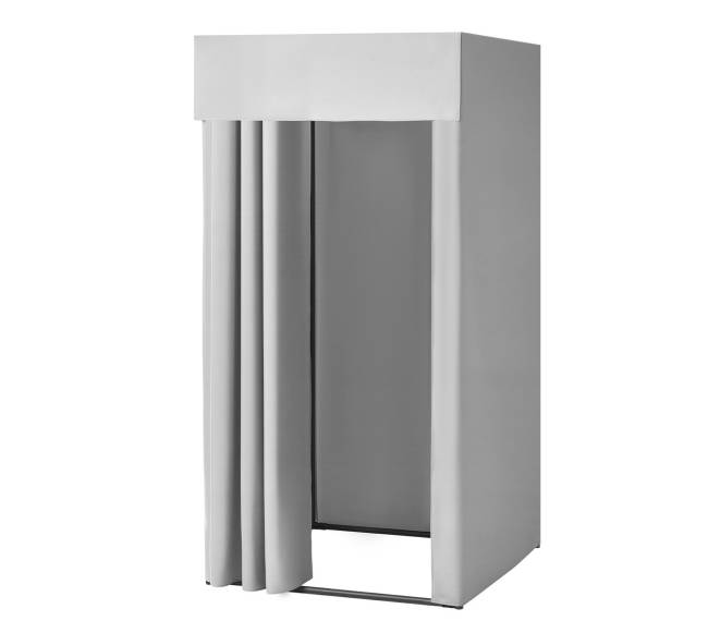 Privati persirengimo kabina butikui9