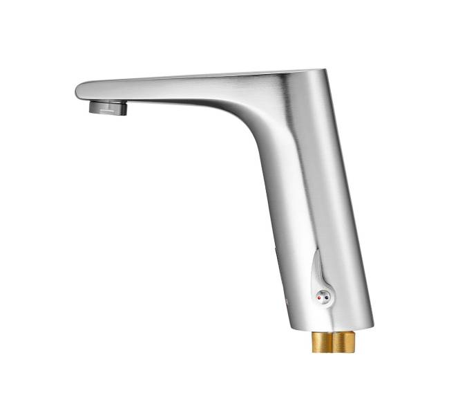 Jutiklis vonios čiaupas be lietimo9