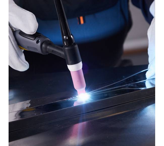 TIG suvirinimo aparatas 6 Viename7