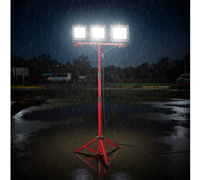 LED darbų šviestuvas su stovu7