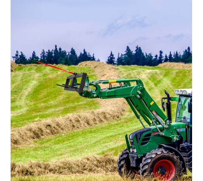 49 cm šieno šakė su krautuvu7