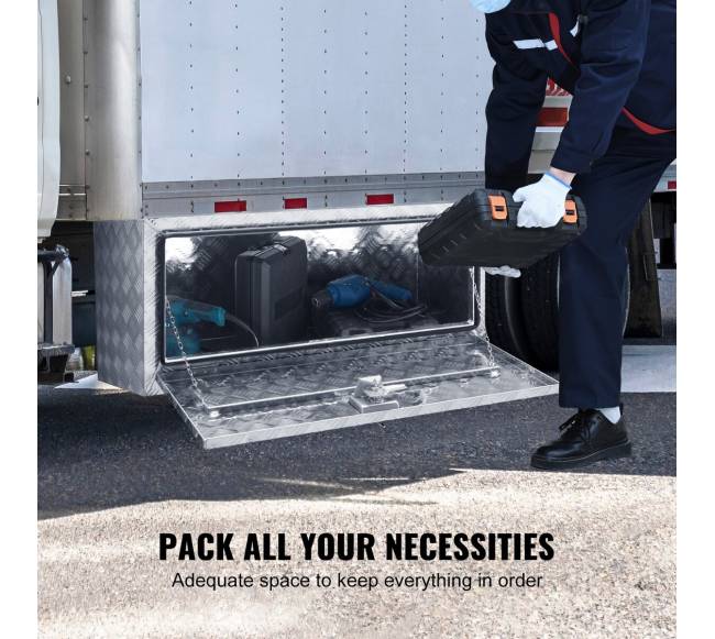 Po dugnu montuojama sunkvežimio dėžė su užraktu2