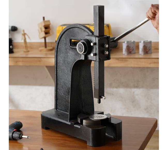 3 tonų rankinis presas iš ketaus7