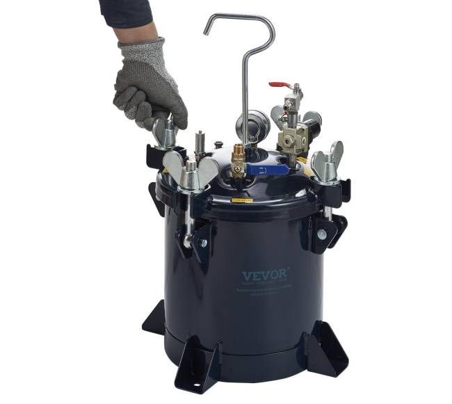 Dažų purškimo bakelis su slėgio talpa 10L10