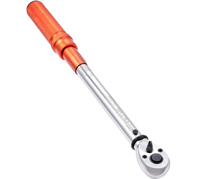 Dviejų krypčių reguliuojamas sukimo momento raktas8