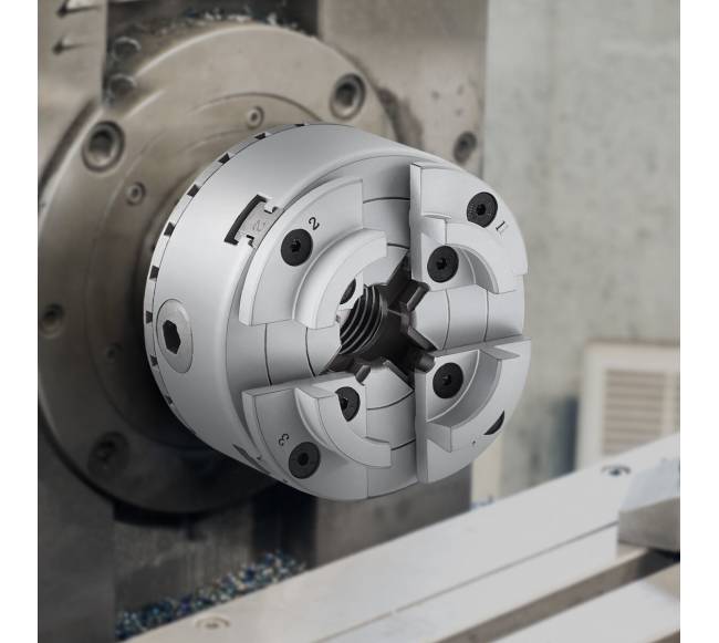 KP2-34 tekinimo staklių griebtuvas, 4-jų žandikaulis, 70mm7