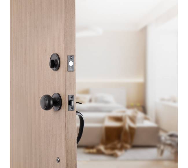 Priekinės durų rankenos ir skląsčio komplektas7